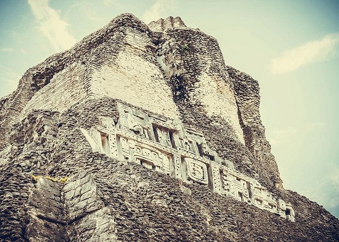 Xunantunich Day Trip from Belize City
